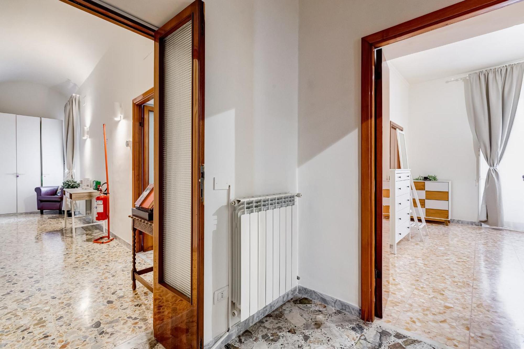 Vivilo Collection - San Vito View Apartment - 3 Bdr 2 Baths Rome Extérieur photo