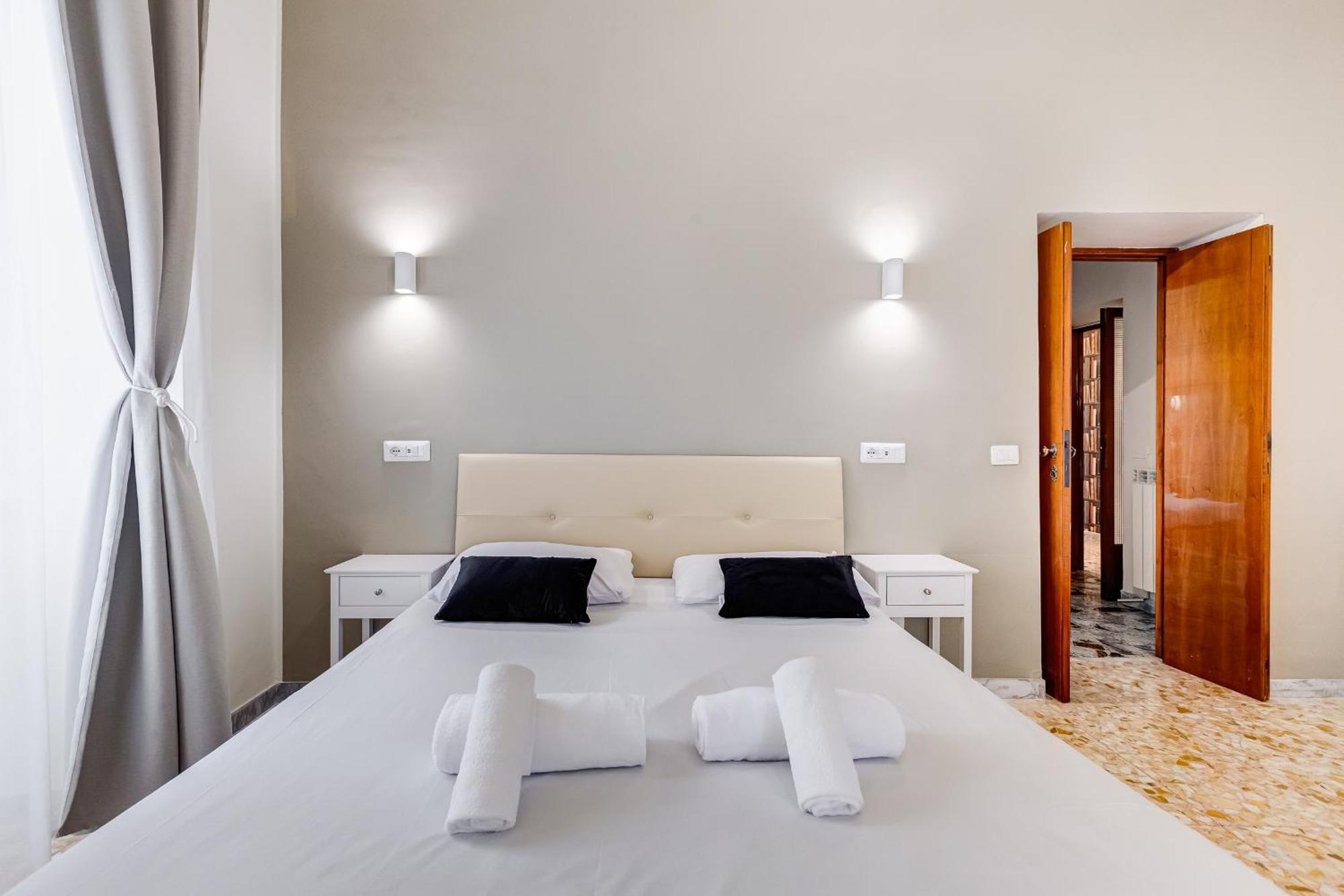 Vivilo Collection - San Vito View Apartment - 3 Bdr 2 Baths Rome Extérieur photo