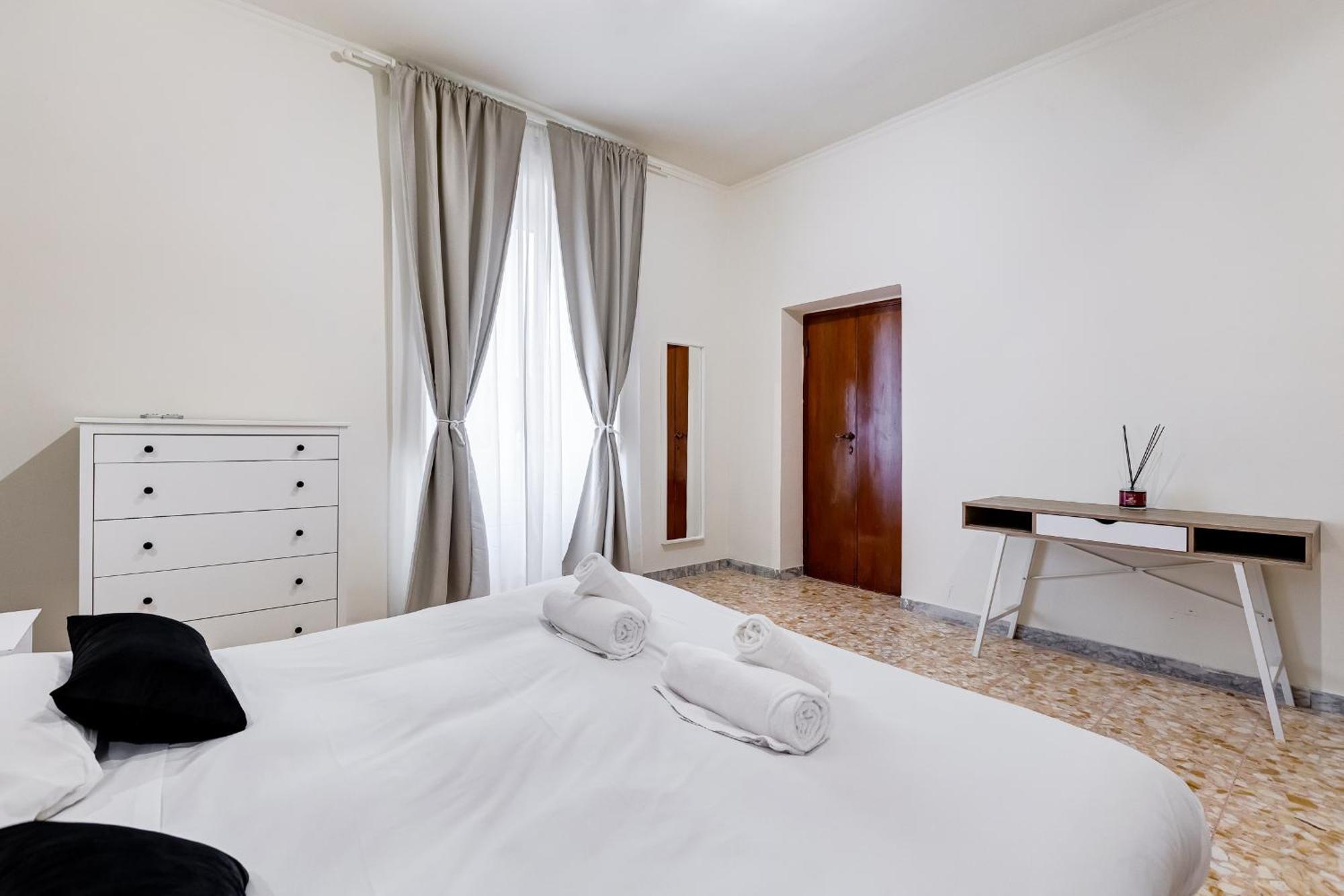 Vivilo Collection - San Vito View Apartment - 3 Bdr 2 Baths Rome Extérieur photo